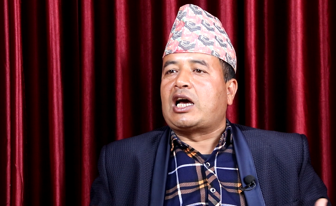 मेयर बालेन शाहलाई महेश बस्नेतको निम्तो : डोजर चलाउन रहर भए ड्राइभिङ्ग सिकेर आउनु