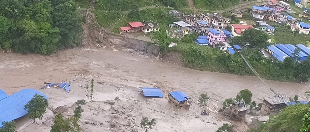खोला नियन्त्रणका लागि गरिएको करोडौँ लगानी फेरि खोलामै