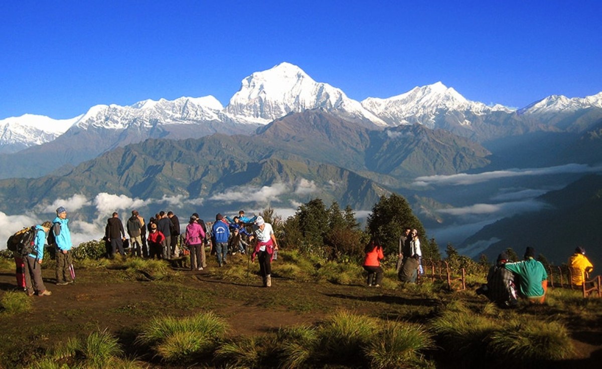 नयाँ वर्ष मनाउन म्याग्दी र मुस्ताङका पर्यटकीय क्षेत्रमा भीड