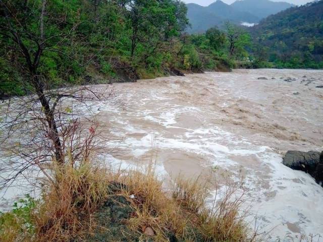 सिंघिया खोलाले बगाउँदै गरेको अवस्थामा शव फेला