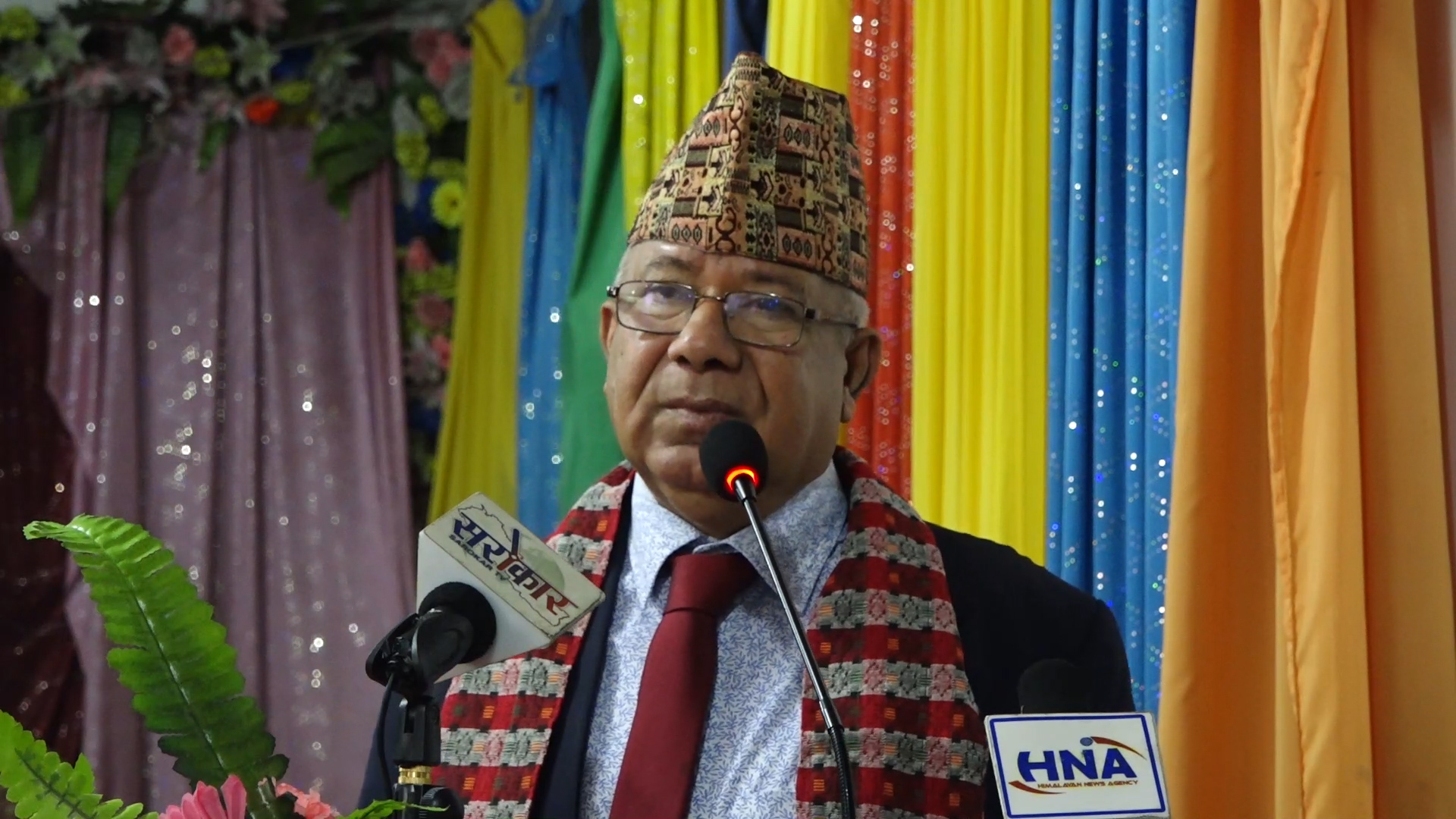 माधव नेपाल नेतृत्वको नेकपा एकीकृत समाजवादी र एनेकपाबीच एकता हुने