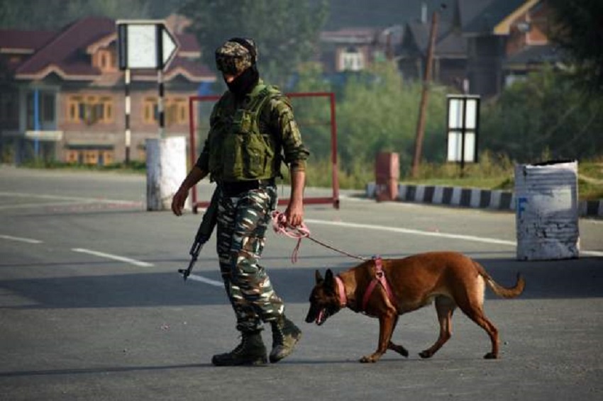 कश्मीरमा एक हिन्दू महिलाको गोली हानी हत्या