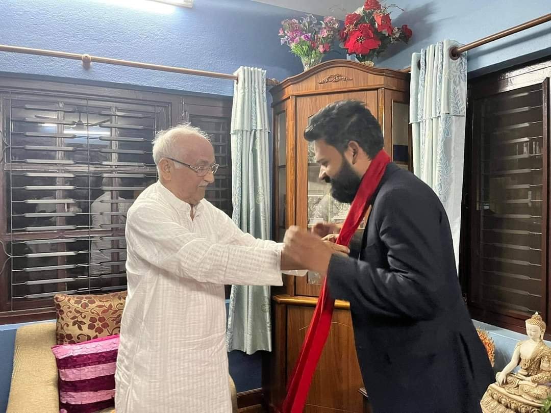 काठमाडौंका मेयर बालेन्द्र र एमाले अध्यक्ष ओलीबीच भेटवार्ता