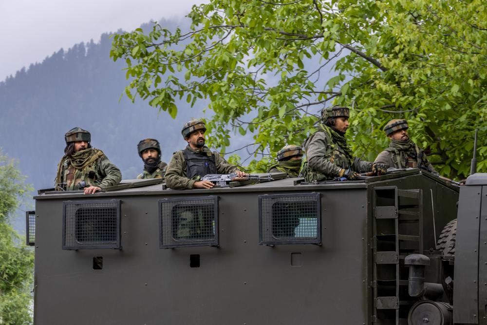 भारत नियन्त्रित काश्मिरमा भिडन्तमा यस बर्ष १०० विद्रोहीको मृत्यु