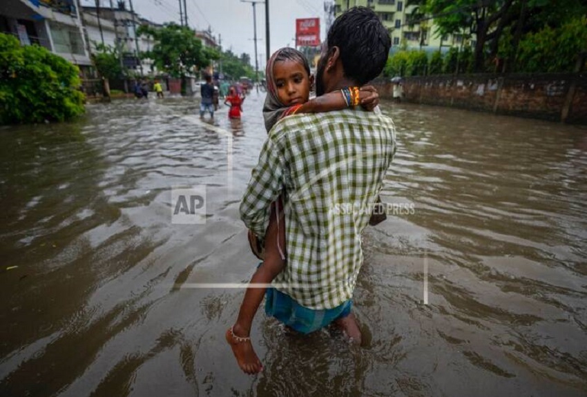 आसाममा बाढी–पहिरो, ६२ जनाको मृत्यु