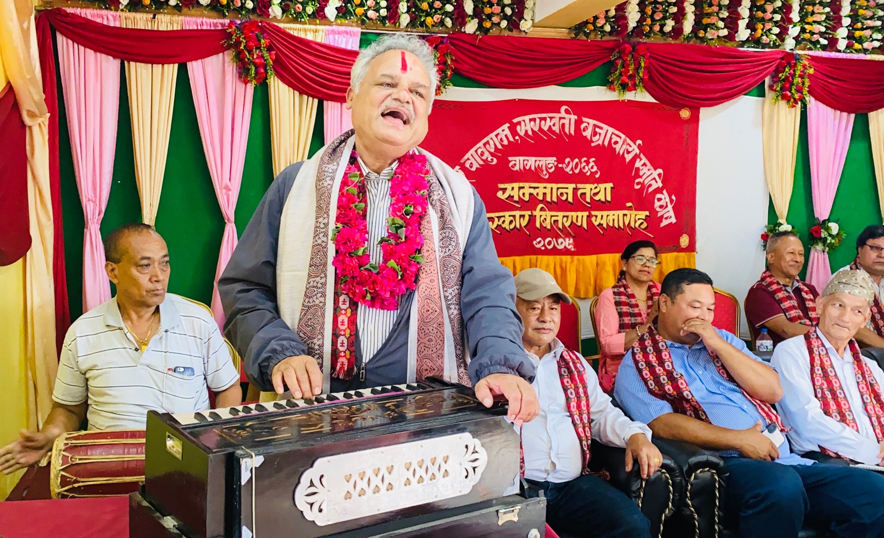 जनगायक जीवन शर्मा 'कलाकार बाबुराम-सरस्वती बज्राचार्य स्मृति पुरस्कार' बाट पुरस्कृत