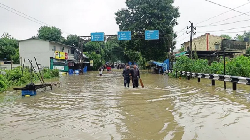 भारतमा बाढीले जनजीवन प्रभावित, हालसम्म १३९ जनाको मृत्यु