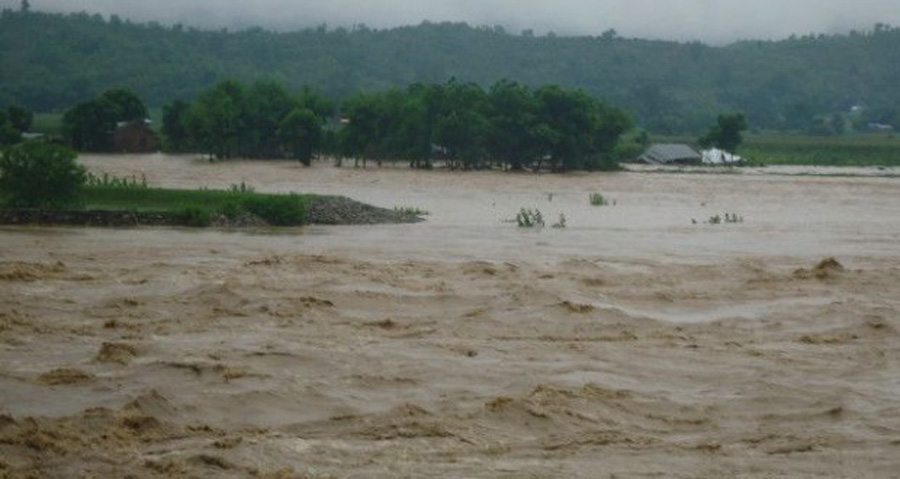 मादीको क्यादुखोला थुनियो, तटीय क्षेत्रमा सतर्कता अपनाउन आग्रह