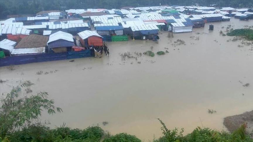 बंगलादेशमा निरन्तर वर्षा र बाढी, १०० भन्दा बढीको मृत्यु