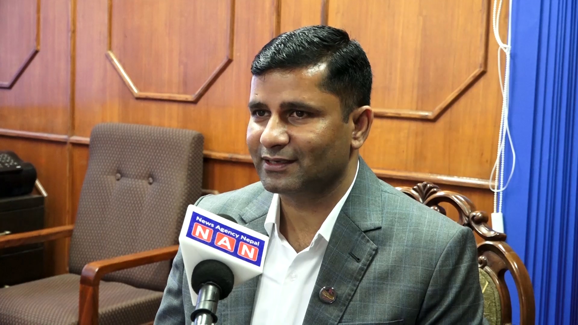 यातायातमन्त्री राईको गाडी ट्राफिक कारवाहीमा
