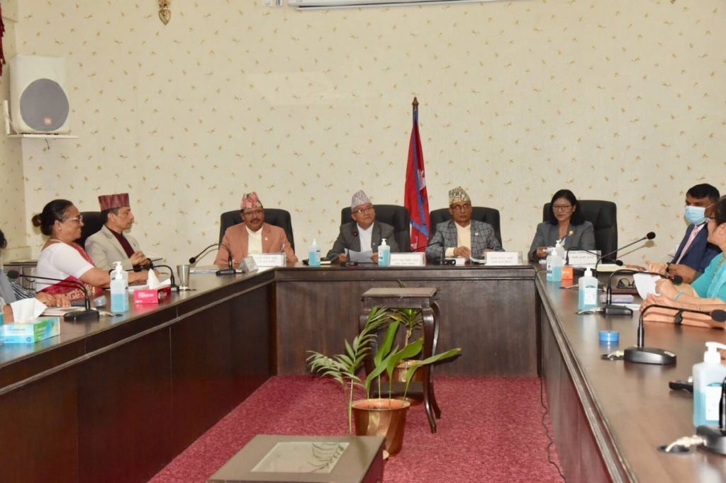 निर्वाचन आयोगले आगामी निर्वाचनका लागि मतदान स्थल र मतदान केन्द्र पुनरावलोकन गर्ने