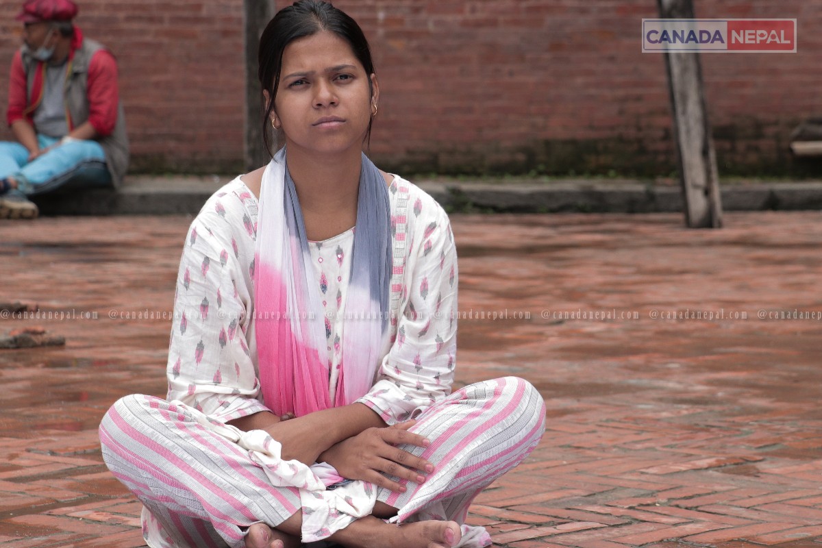 शितलनिवासअघि निहारिकाको आत्मदाहको प्रयास, प्रहरीले जोगायो