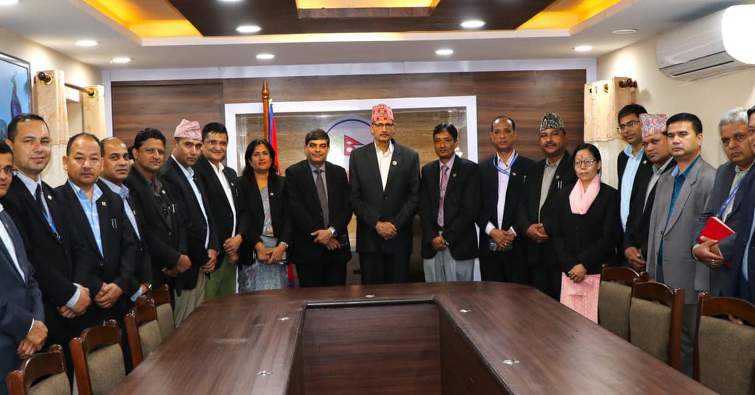 जबराविरुद्धको महाभियोग प्रस्ताव अघि बढाउन सभामुखलाई बारको आग्रह