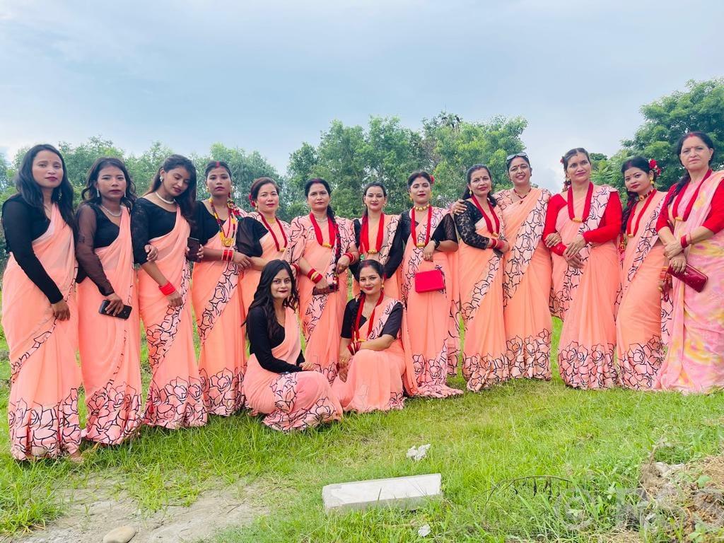 तीज : समानताका लागि समान पहिरन