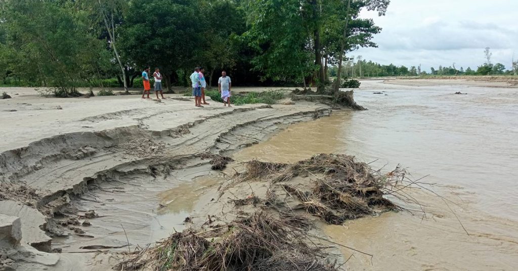 बर्सेनि कान्द्राको बाढीले सास्ती
