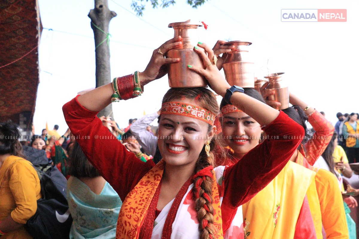 सन्तानेश्वर महादेवमा सन्तान आशा (तस्वीरहरु)