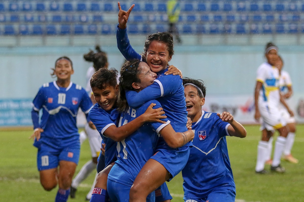 साफ महिला फुटबलको दोस्रो सेमिफाइनलमा नेपाल  र भारत भिड्दै