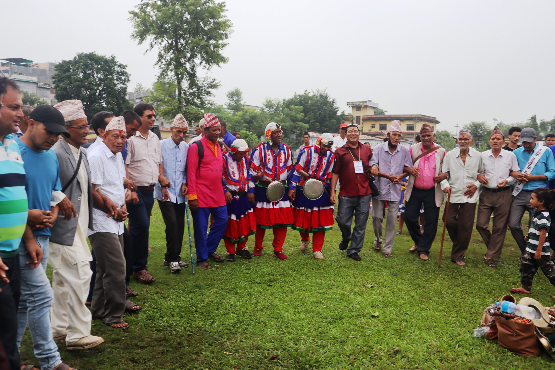 दुई वर्षपछि देउडाले गुञ्जियो महेन्द्रनगर