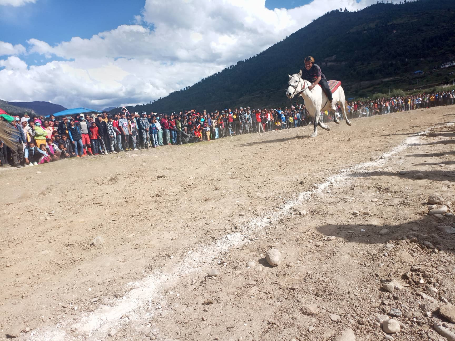 जुम्लामा घाेडा दाैड प्रतियाेगिता सम्पन्न