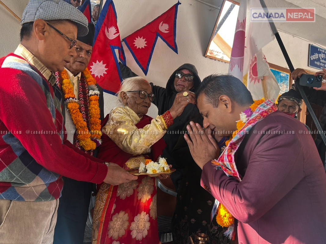 काठमाडाैँ १ मा किरण पौडेललाई पच्छ्याउँदा (फाेटाे फिचर)
