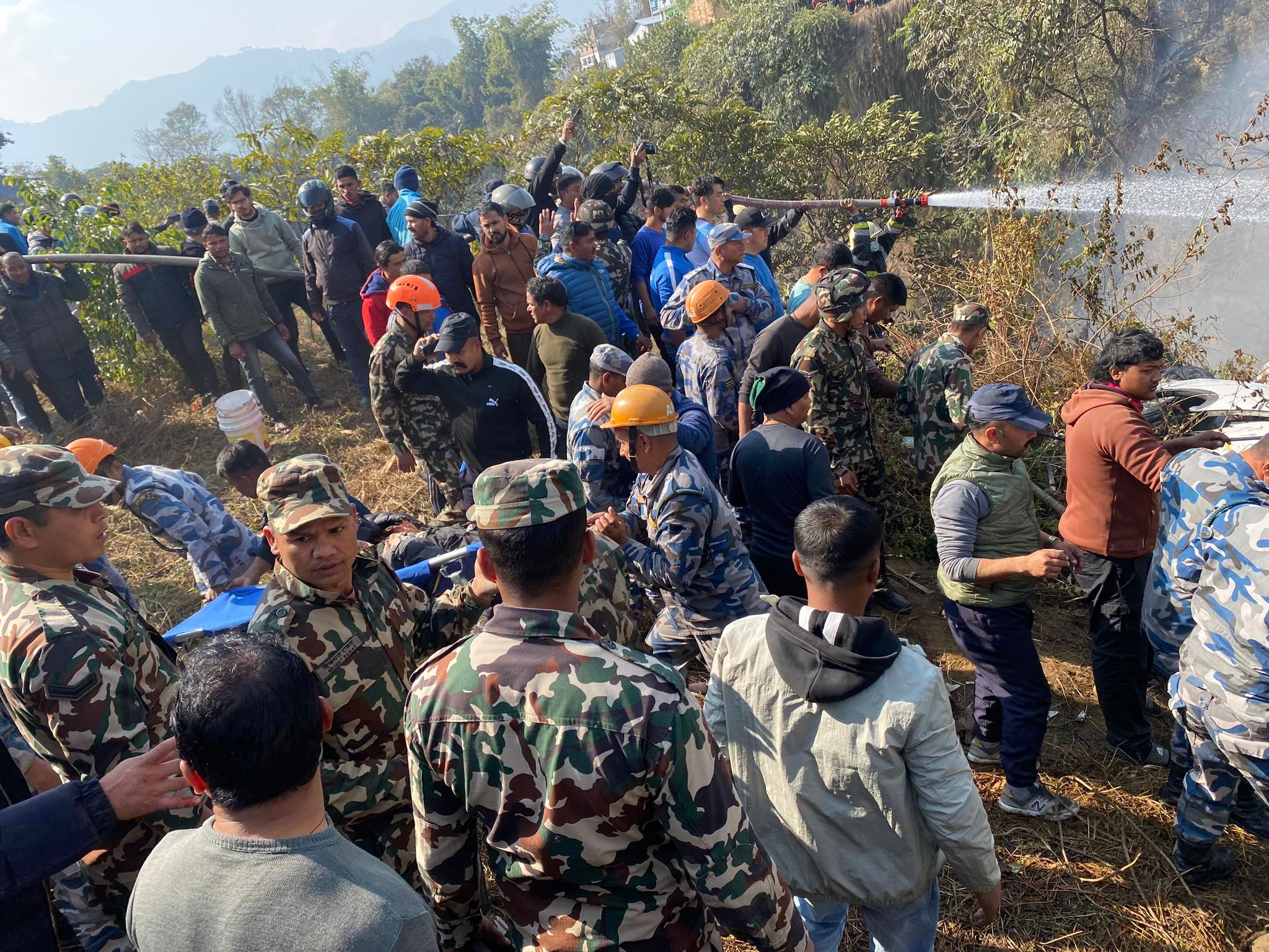 पोखरामा जहाज दुर्घटनाः पोष्टमार्टम पश्चात् परिवारलाई शव बुझाइने