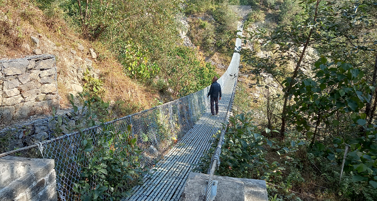 झोलुङ्गे पुलले दिएको वर्षौंपछिको खुशी...