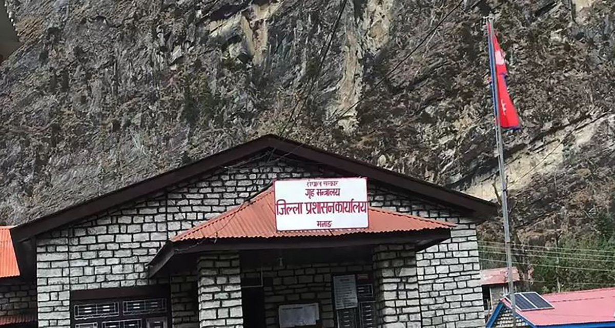 चिसोमा सुरक्षित रहन मनाङवासीलाई प्रशासनको आग्रह