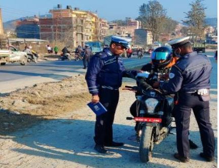 लागुऔषध सेवन गरी सवारी साधन चलाउने एकजना अमेरिकन नागरिकसहित ७ जना चालक पक्राउ