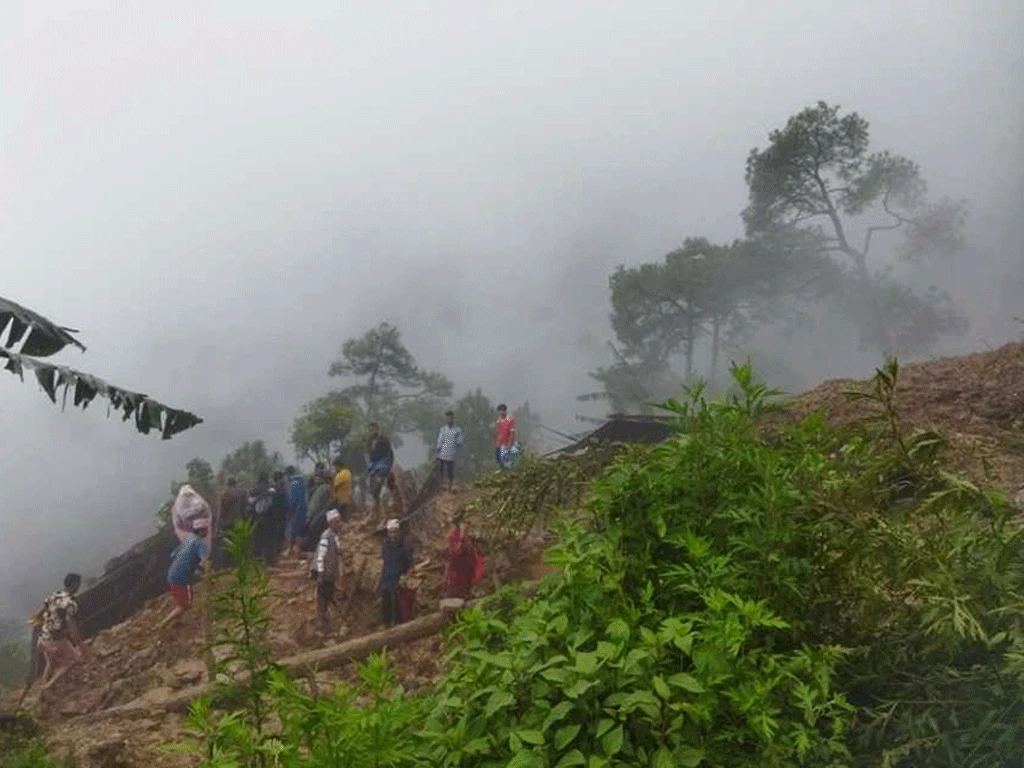 गुल्मी पहिरोमा परि ४ जनाको मृत्यु, २ घाइते