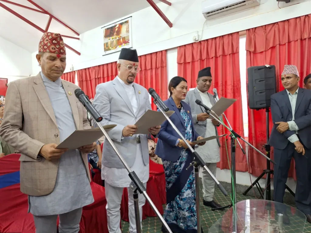 कर्णाली सरकारमा काँग्रेसका ४ मन्त्रीले लिए शपथ