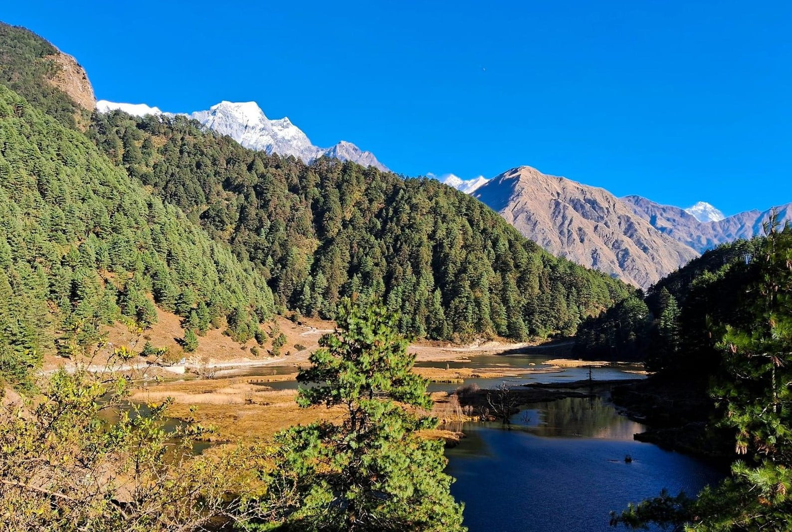 पर्यटकको प्रतीक्षामा टिटिताल