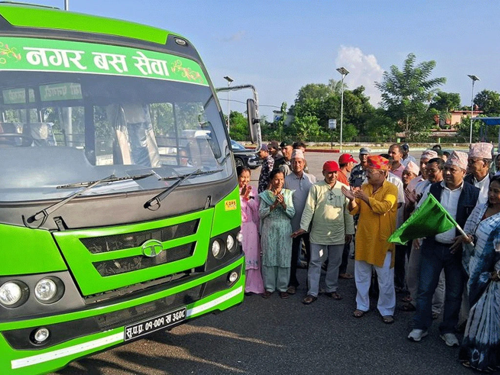 धनगढी उपमहानगरद्वारा नगर बस सञ्चालनमा 