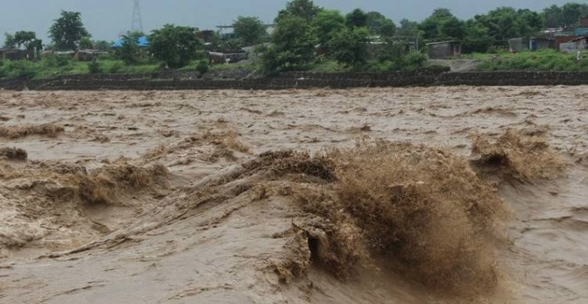 चितवनको माडीमा अत्यधिक वर्षा, सतर्क रहन आग्रह