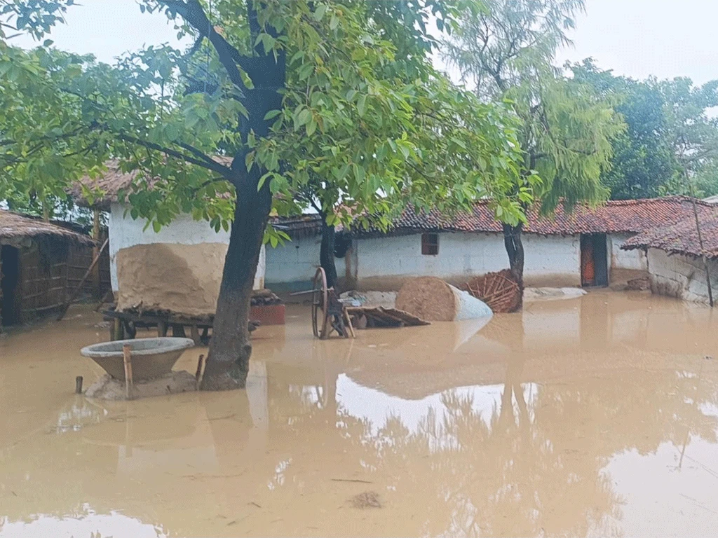 बाढी तथा डुबान प्रभावित गाउँमा खानेपानीको समस्या