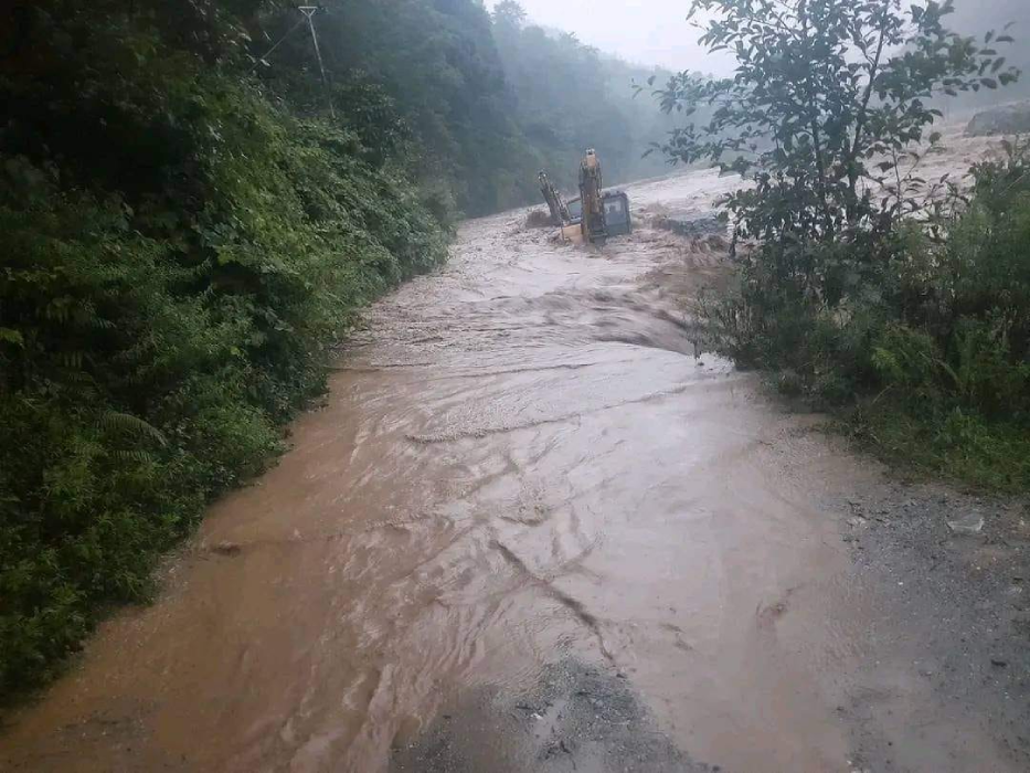 कैलालीका बाढीपीडितको दुःख : लालपुर्जा छ, जग्गा छैन