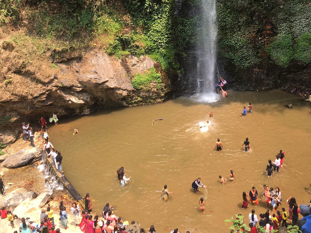 भूतछाँगामा आन्तरिक पर्यटकको घुइँचो