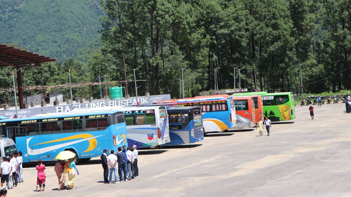 जग्गा दान गरेको २३ वर्षपछि दाबगरामा बन्यो बसपार्क