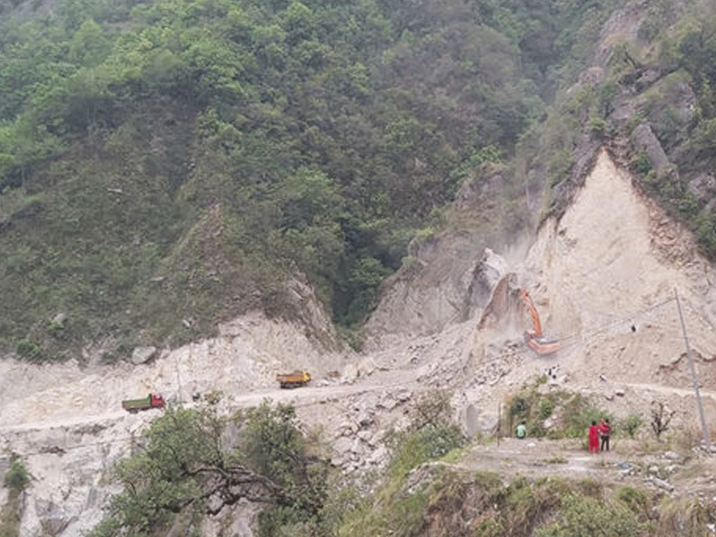 हेटौँडा-काठमाडौँ जोड्ने सबै सडकमार्ग सञ्चालन