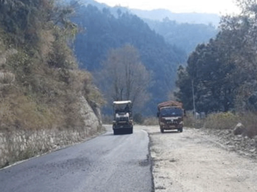 मकवानपुर-काठमाडौँ जोड्ने दुई सडक सञ्चालनमा