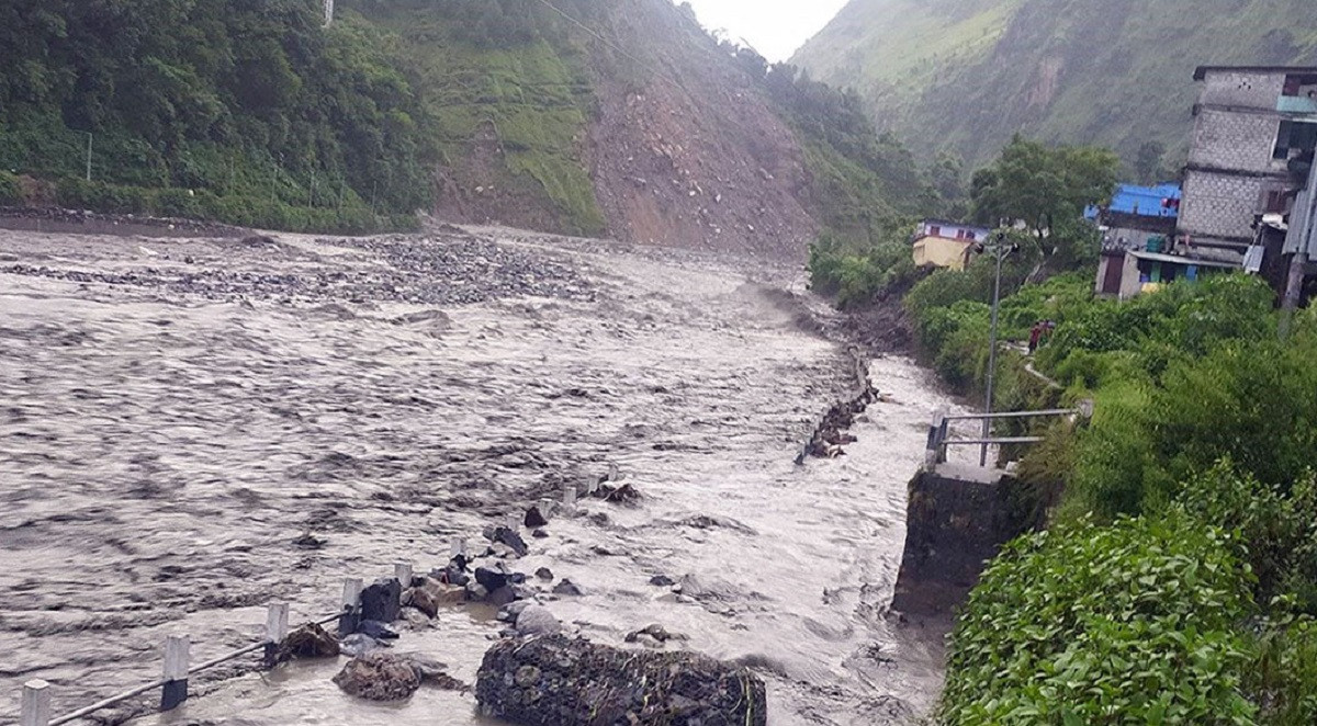 वर्षासँगै बाढीको चिन्तामा कुतियाकबरवासी