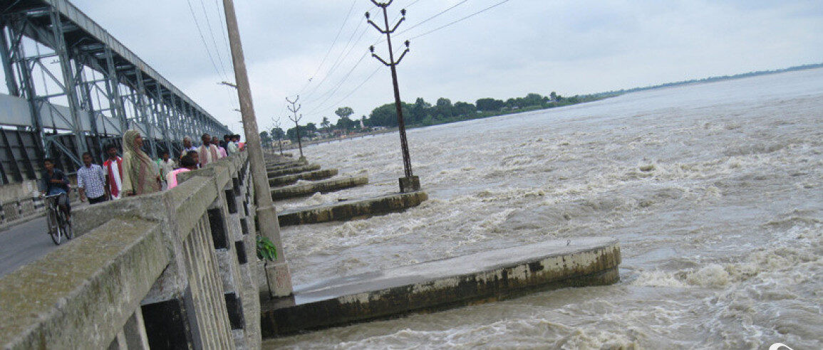 कोसीमा खतराको संकेत, रातो बत्ती बालियो