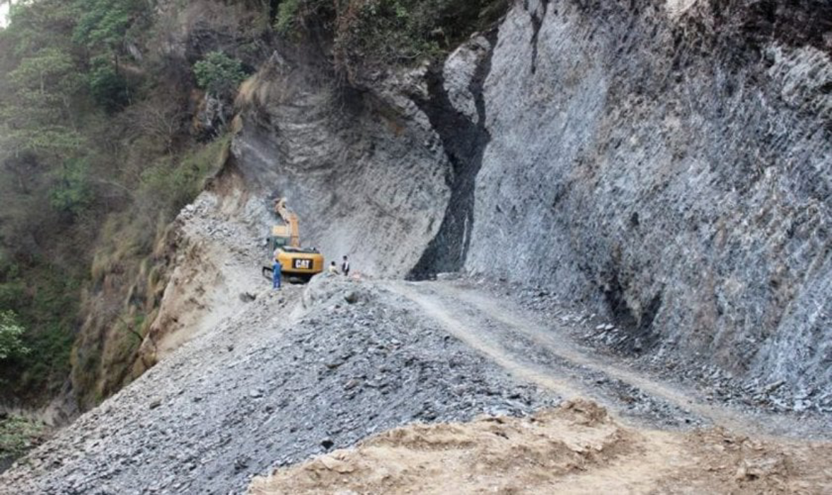 महाकाली लोकमार्गको अवरोध हट्यो