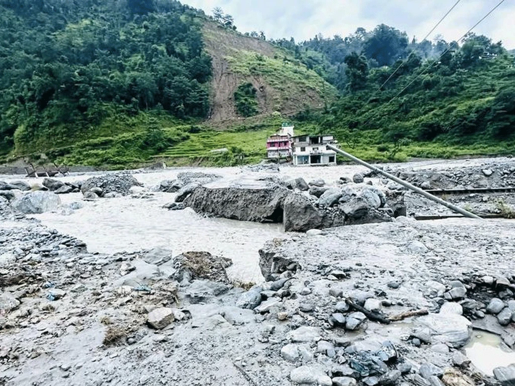 मेलम्ची बाढीको तीन वर्ष : पुनः निर्माण सुस्त, स्थानीयवासी चिन्तित