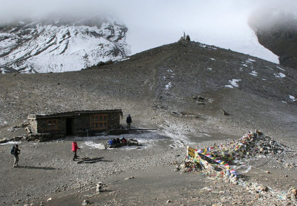 विपद् व्यवस्थापनको तयारीका लागि थोराङ्ला भञ्ज्याङको अनुगमन